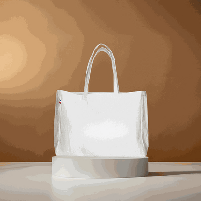 Sac cabas en coton recyclé certifié GRS, format 45x35 cm avec soufflet, anses longues, fabriqué en France, couleur naturelle, design écoresponsable

